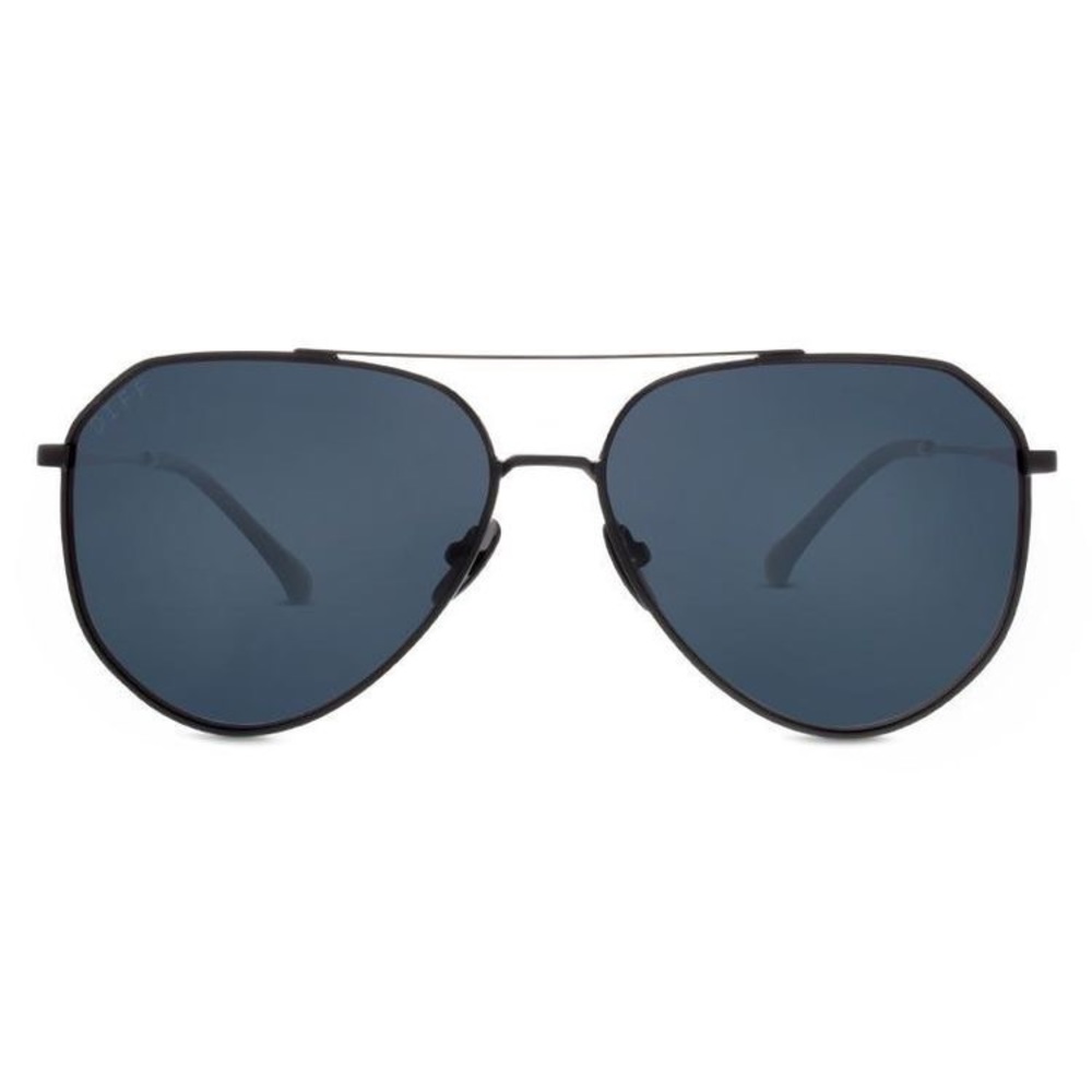 Jessie James Decker Diff Sunglasses with case